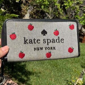 kate spade Cream and Black Apple Embroidered Zip Wallet